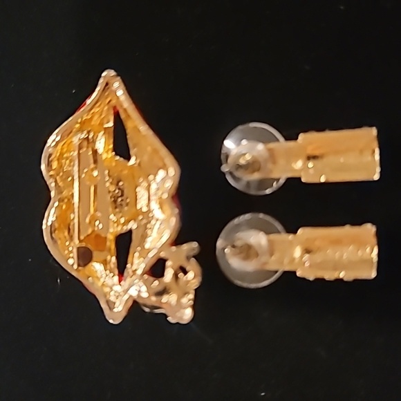 💋 Lip Brooch and Lipstick Earring Set - Picture 3 of 6